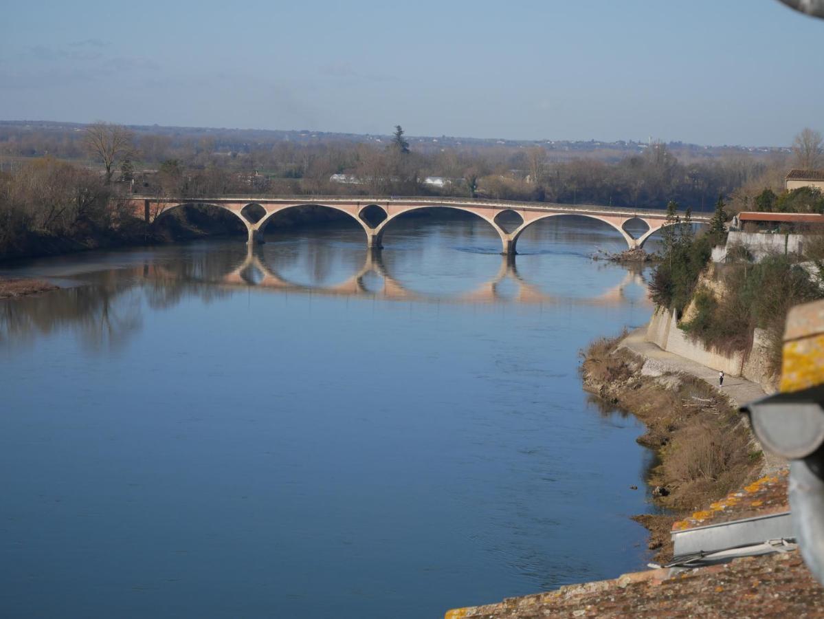 Hotel Restaurant Cote Garonne Le Balcon Des Dames - Tonneins Fauillet Marmande - Vue Panoramique Bord De Garonne Chambres Climatisees Екстер'єр фото