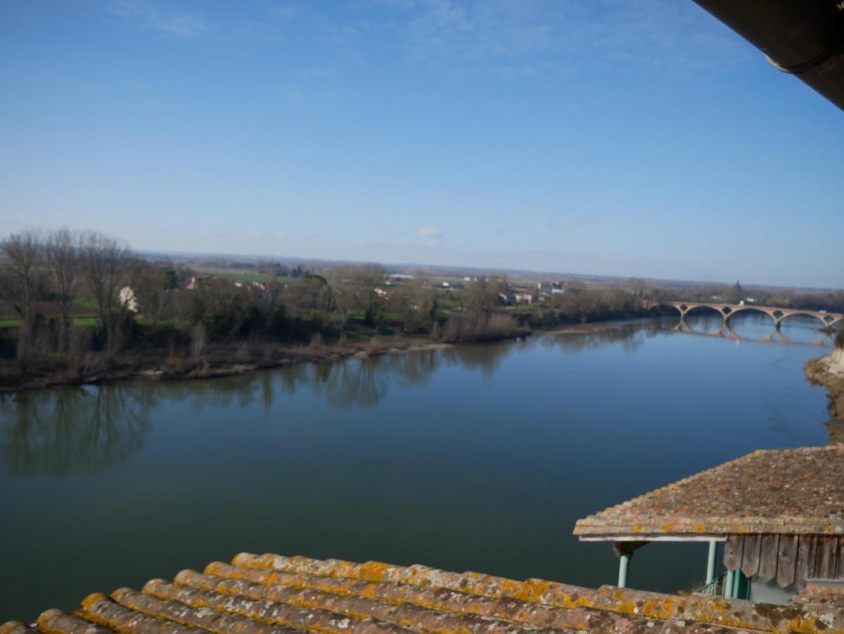 Hotel Restaurant Cote Garonne Le Balcon Des Dames - Tonneins Fauillet Marmande - Vue Panoramique Bord De Garonne Chambres Climatisees Екстер'єр фото