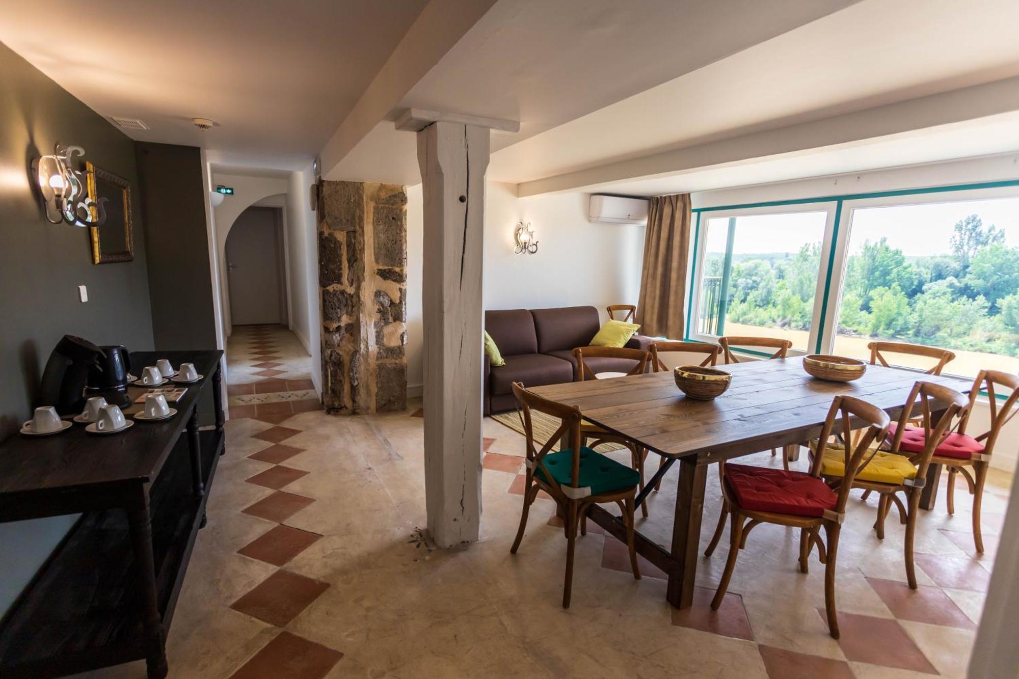 Hotel Restaurant Cote Garonne Le Balcon Des Dames - Tonneins Fauillet Marmande - Vue Panoramique Bord De Garonne Chambres Climatisees Екстер'єр фото