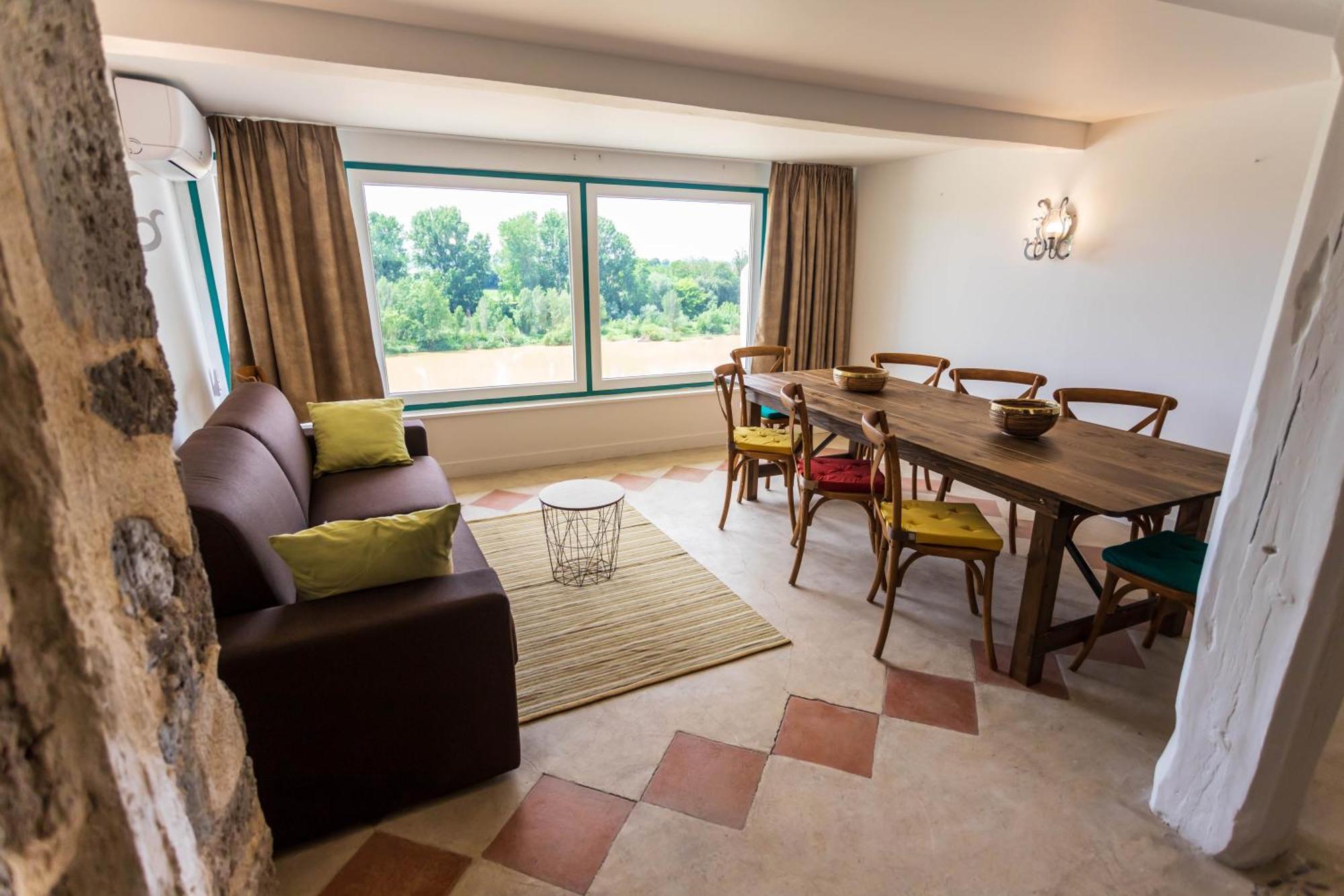 Hotel Restaurant Cote Garonne Le Balcon Des Dames - Tonneins Fauillet Marmande - Vue Panoramique Bord De Garonne Chambres Climatisees Екстер'єр фото
