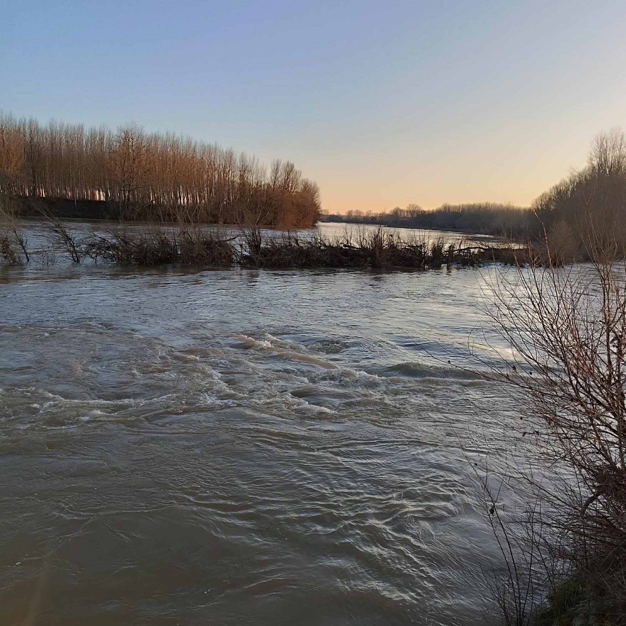 Hotel Restaurant Cote Garonne Le Balcon Des Dames - Tonneins Fauillet Marmande - Vue Panoramique Bord De Garonne Chambres Climatisees Екстер'єр фото